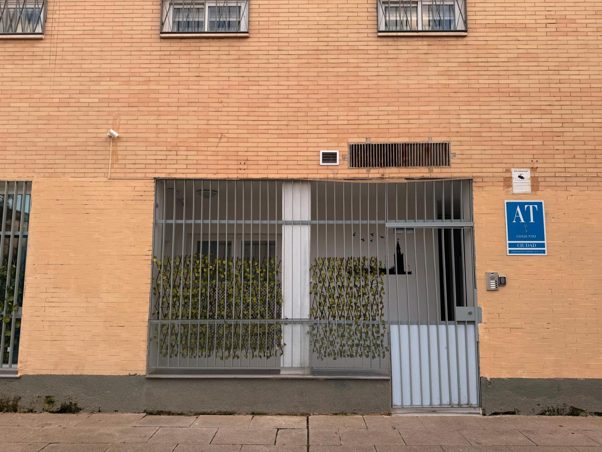 Rental San Luis Seville Exterior photo